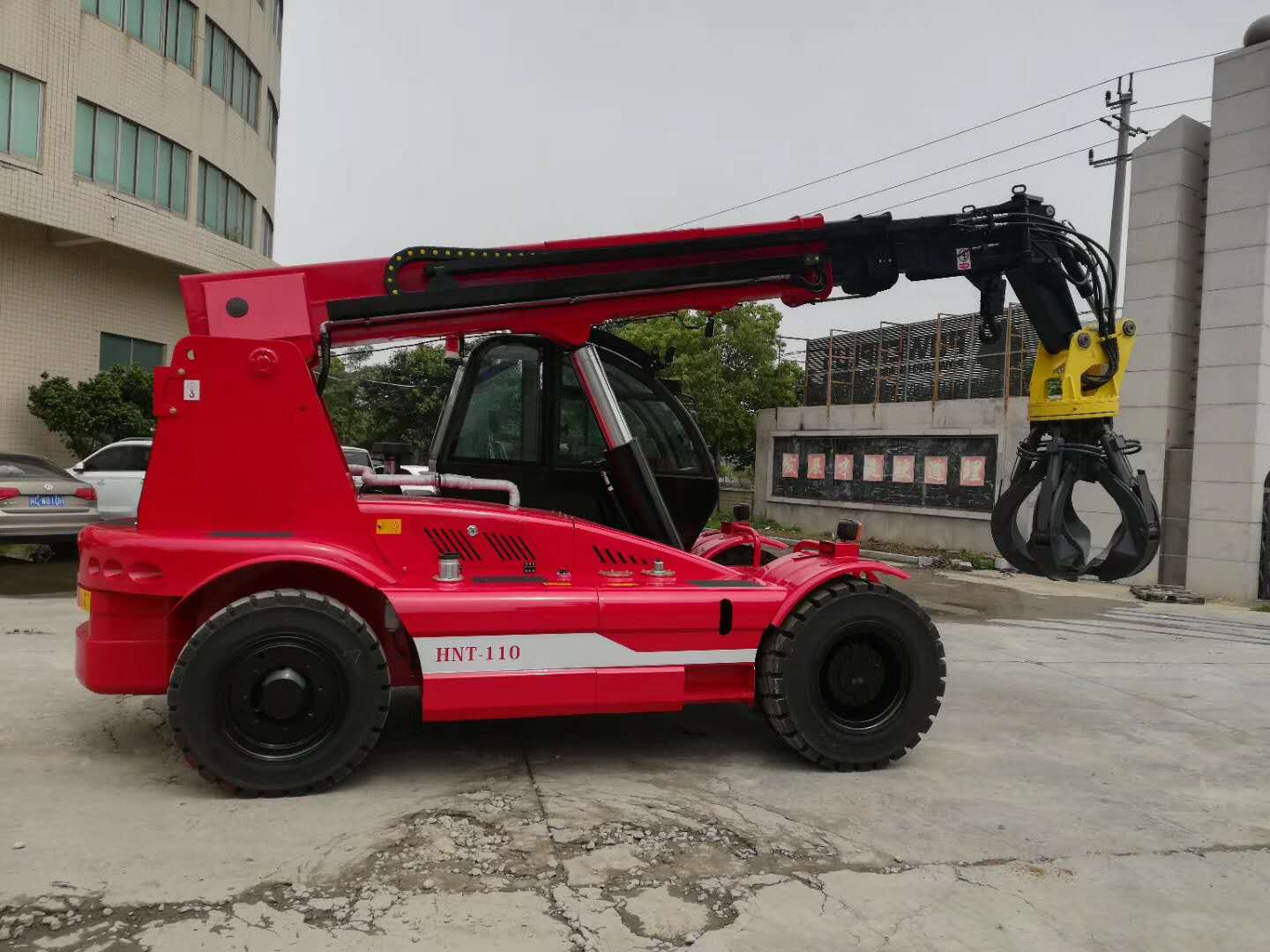 11t telehandler dengan grab 2.jpg 11t telehandler with grab 2.jpg