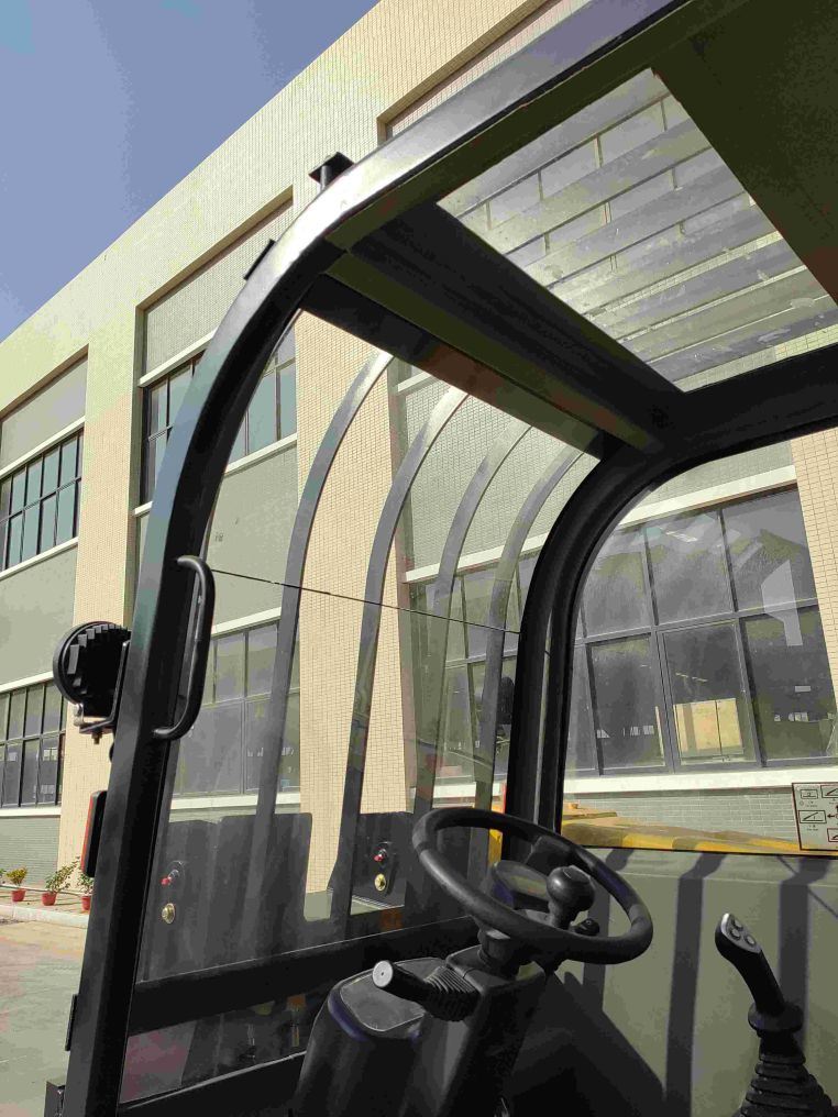 telescopic forklift brands