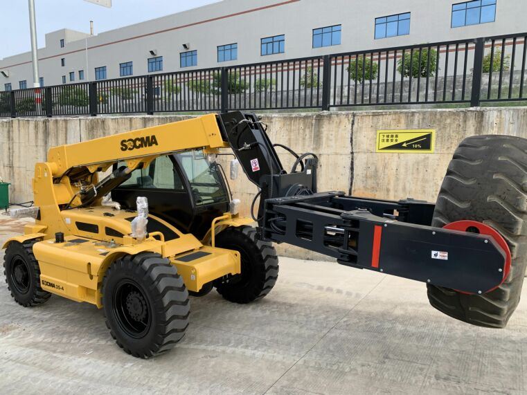 telescopic handler