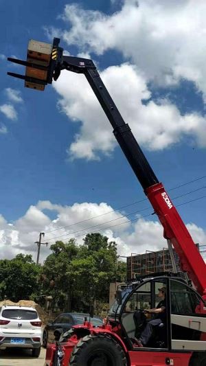 Handler Teleskopik HNT40-4