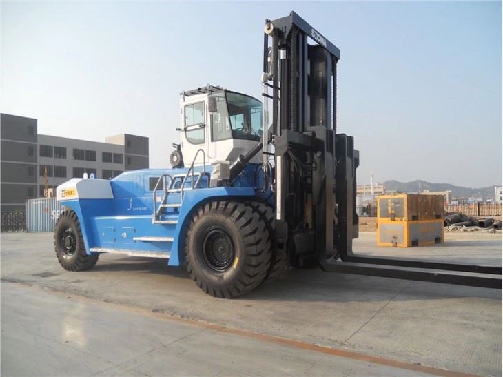 Forklift Tugas Berat 55 Ton