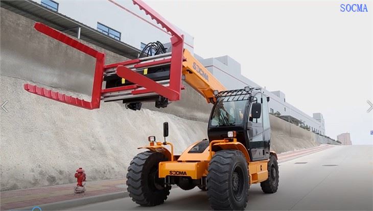 tyre handler