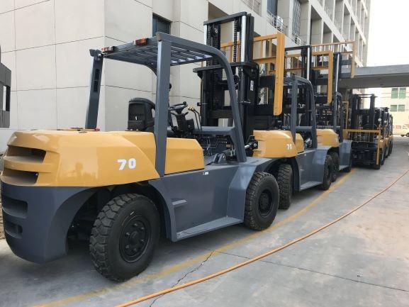 7 Ton Forklift Diesel Engine Work For Heavy Duty Logistics Center And Rental