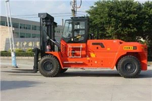 Mesin SOCMA Truk Forklift 28 Ton