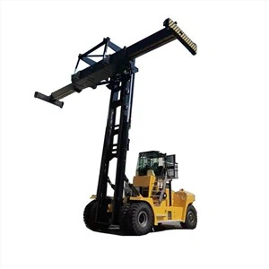 SOCMA 45 Ton Forklift 3 Lapis Kontainer